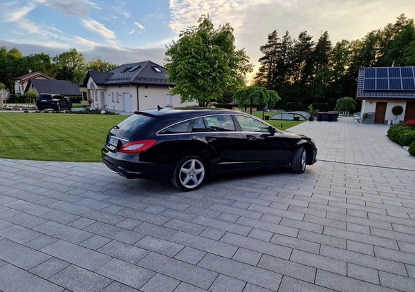 Mercedes-Benz CLS cena 83000 przebieg: 195000, rok produkcji 2013 z Ustroń małe 137